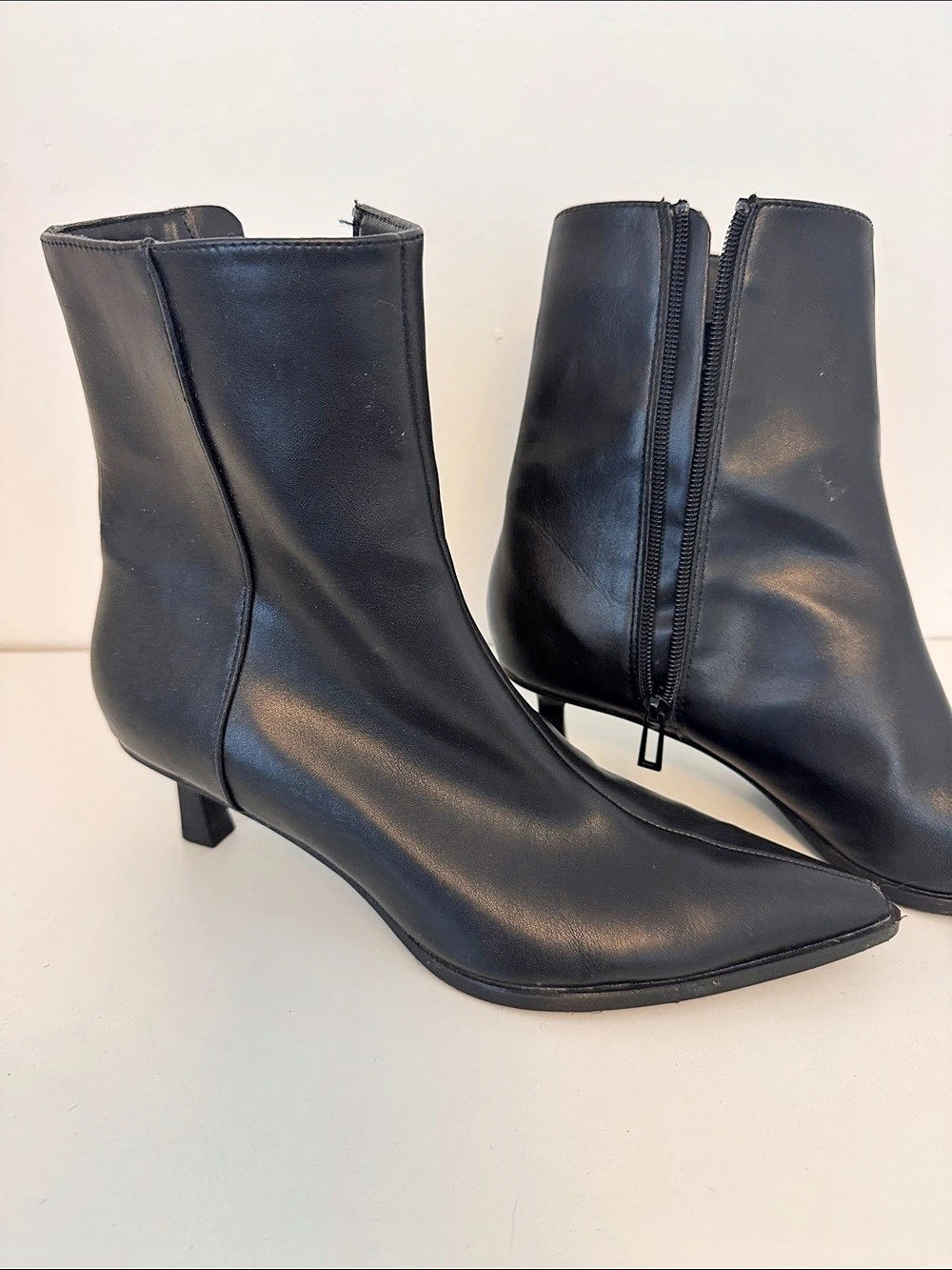 ZARA Black Pointed-Toe Ankle Boots - Picture 2 of 10
